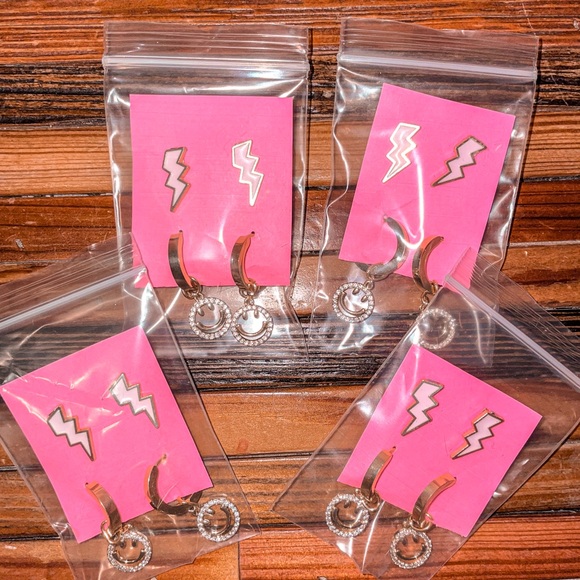 Earring Set - Picture 2 of 2